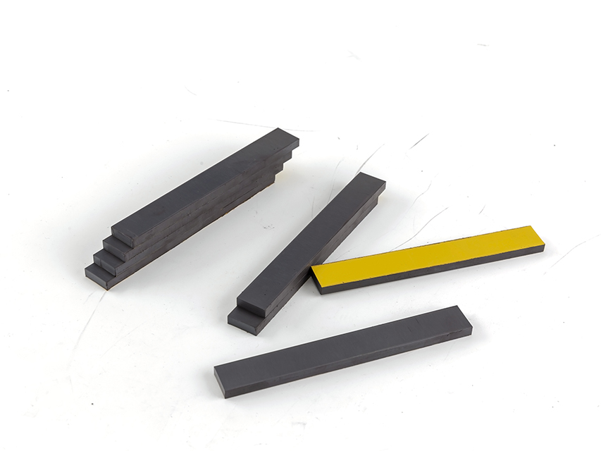 Tiras magnéticas de goma — referencia de producto Yongmin.